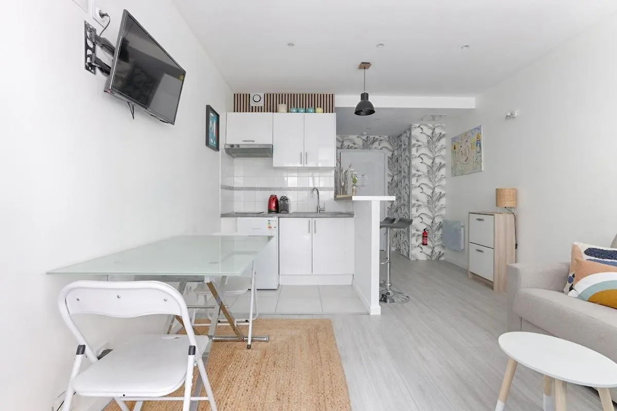 Apartamento Appartement De Charme Gambetta II París Francia