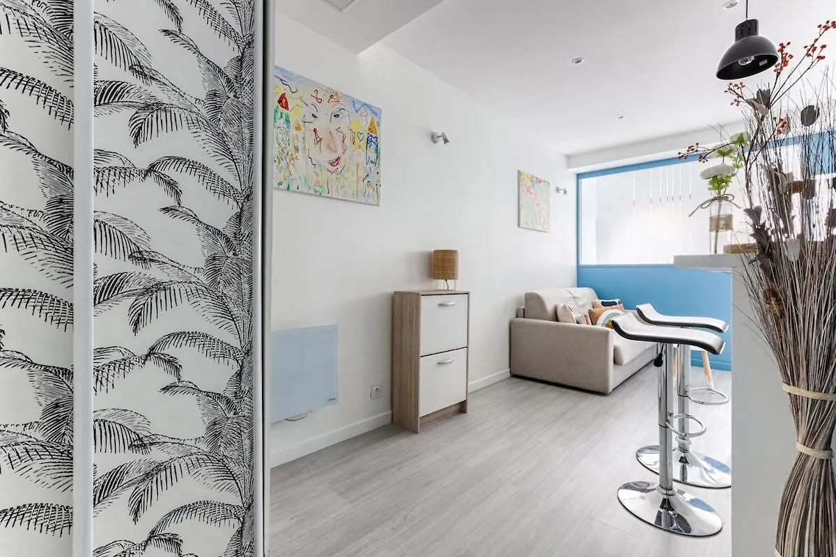 Appartement De Charme Gambetta II Paris France